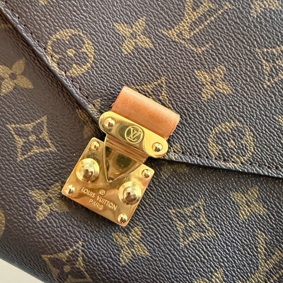 EXCELLENT condition Louis Vuitton Pochette Métis, Brown Monogram Bag - Picture 9 of 13